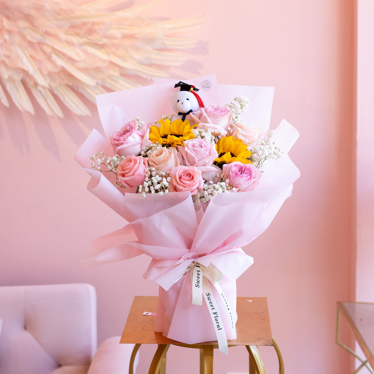 Pink Roses mix Sunflowers
